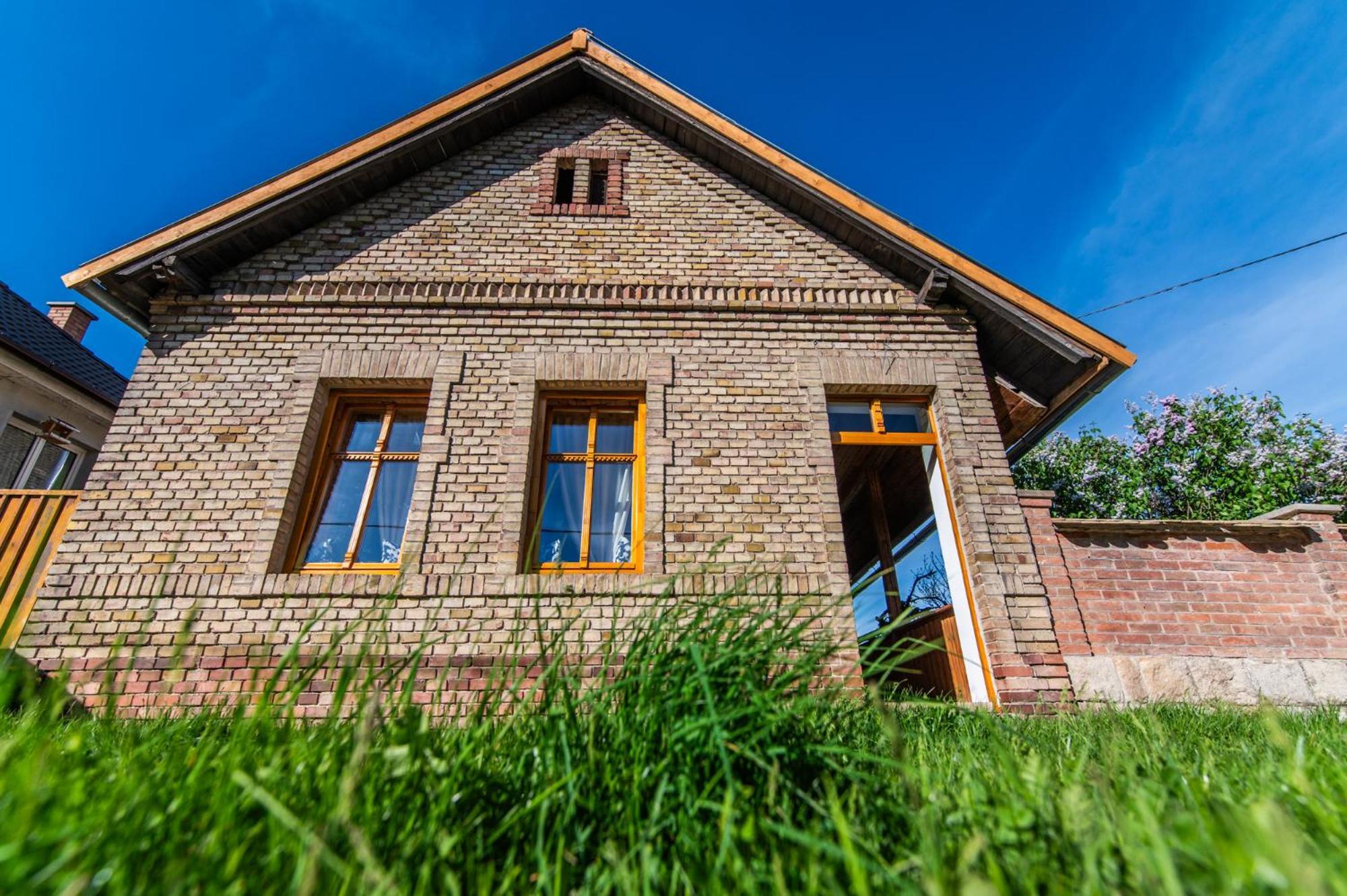 Minifaktura Loft Apartman & Reggelizo Es Etelbar Szokolya 외부 사진