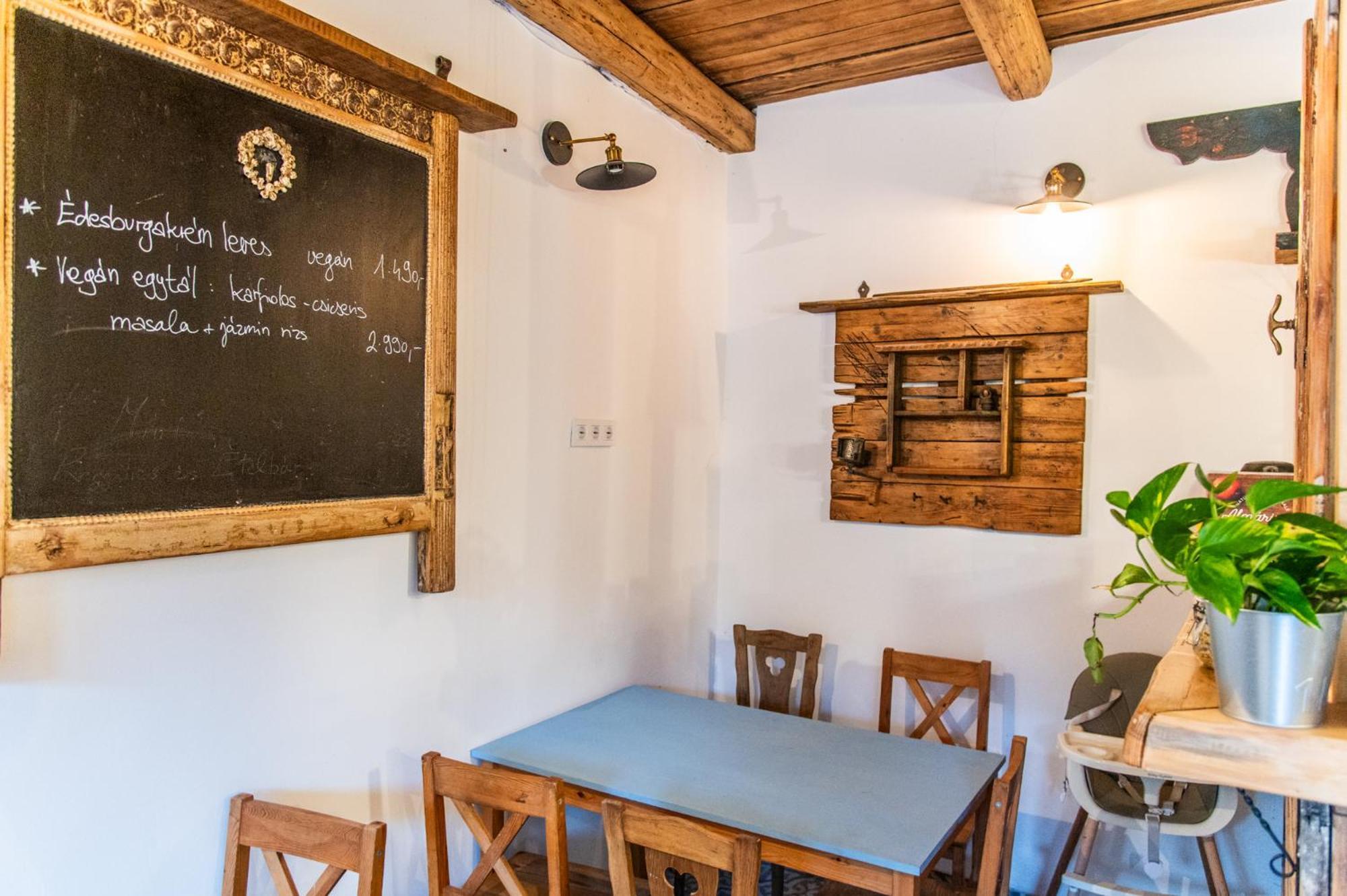 Minifaktura Loft Apartman & Reggelizo Es Etelbar Szokolya 외부 사진